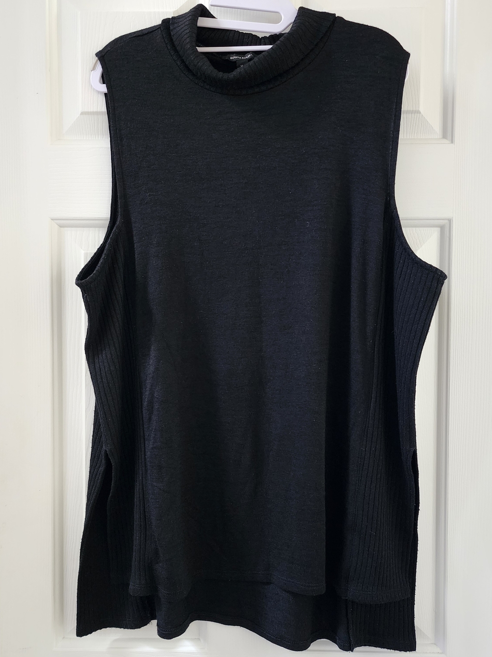 Banana Republic Black Mock Neck Sleeveless Tank